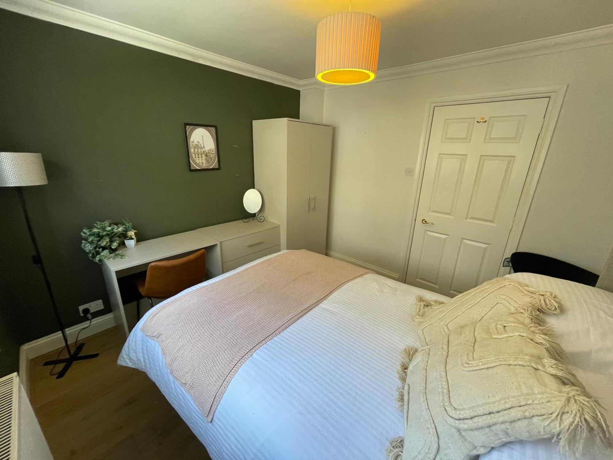 5 Bed House - Fancy - Sleep Up To 12 - Central Лондон Екстер'єр фото